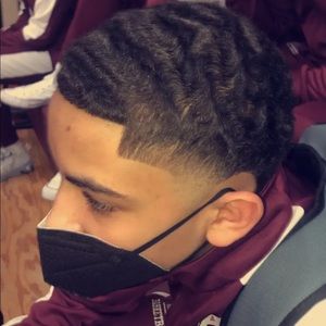 Meet your Posher, Ashton